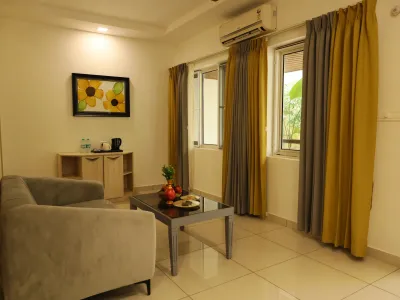 Triple Suite Room Living Room